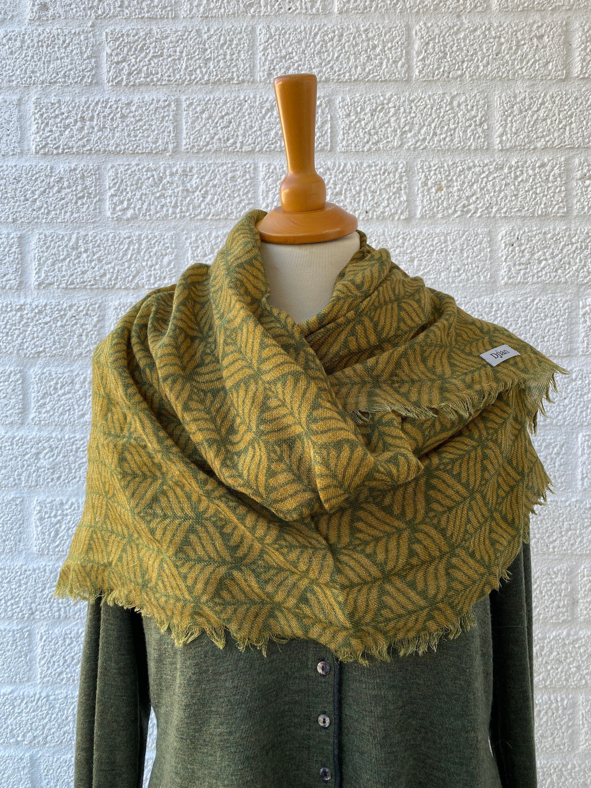 Scarf Lola- 100% merino wool olive green-ochre