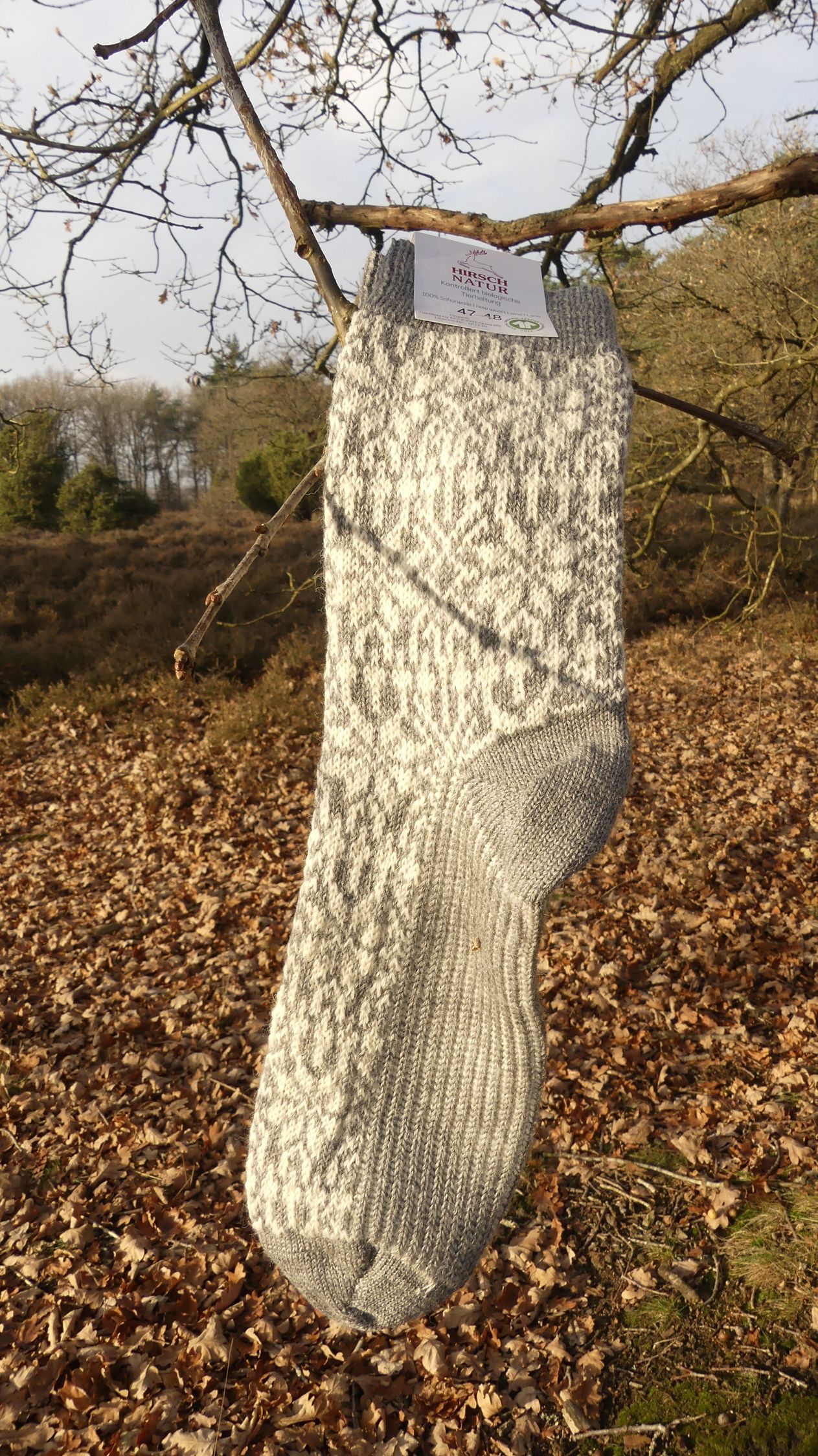 Wool socks with Norwegian motif grey-white