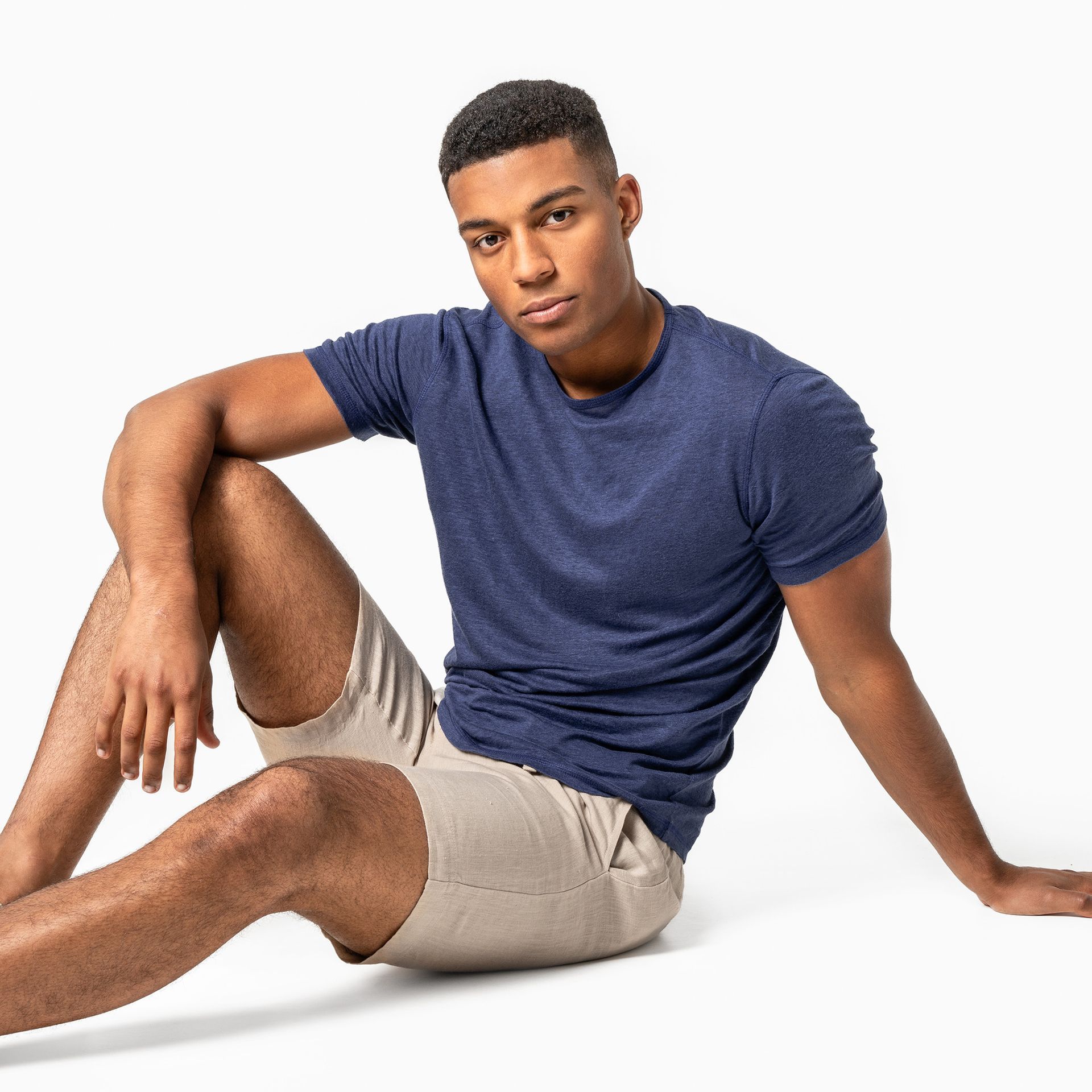 Men's linen t-shirt classic blue