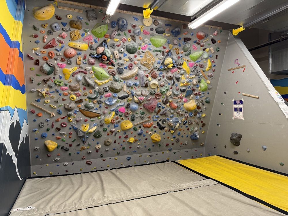 THE SPRAY WALL