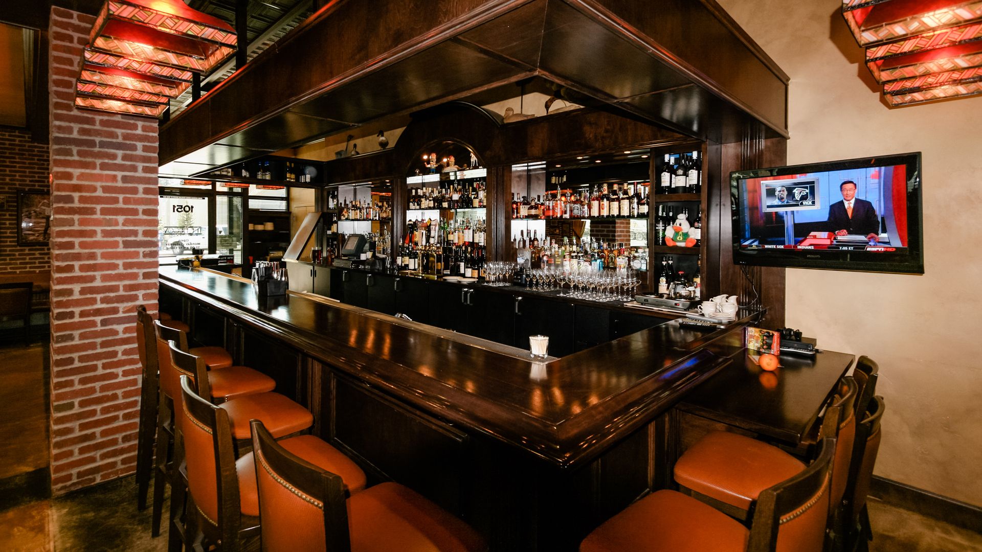 900 Bond project completed by Steele Architects