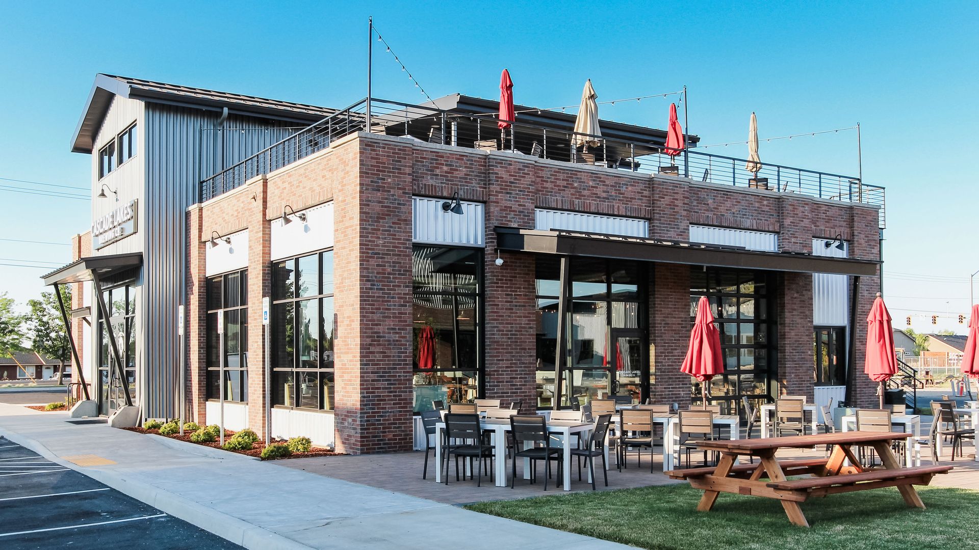 Building designed by Steele and Associates