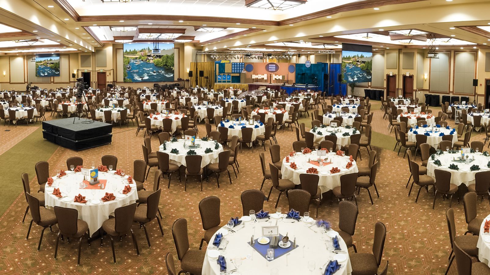 building designed by Steele and Associates