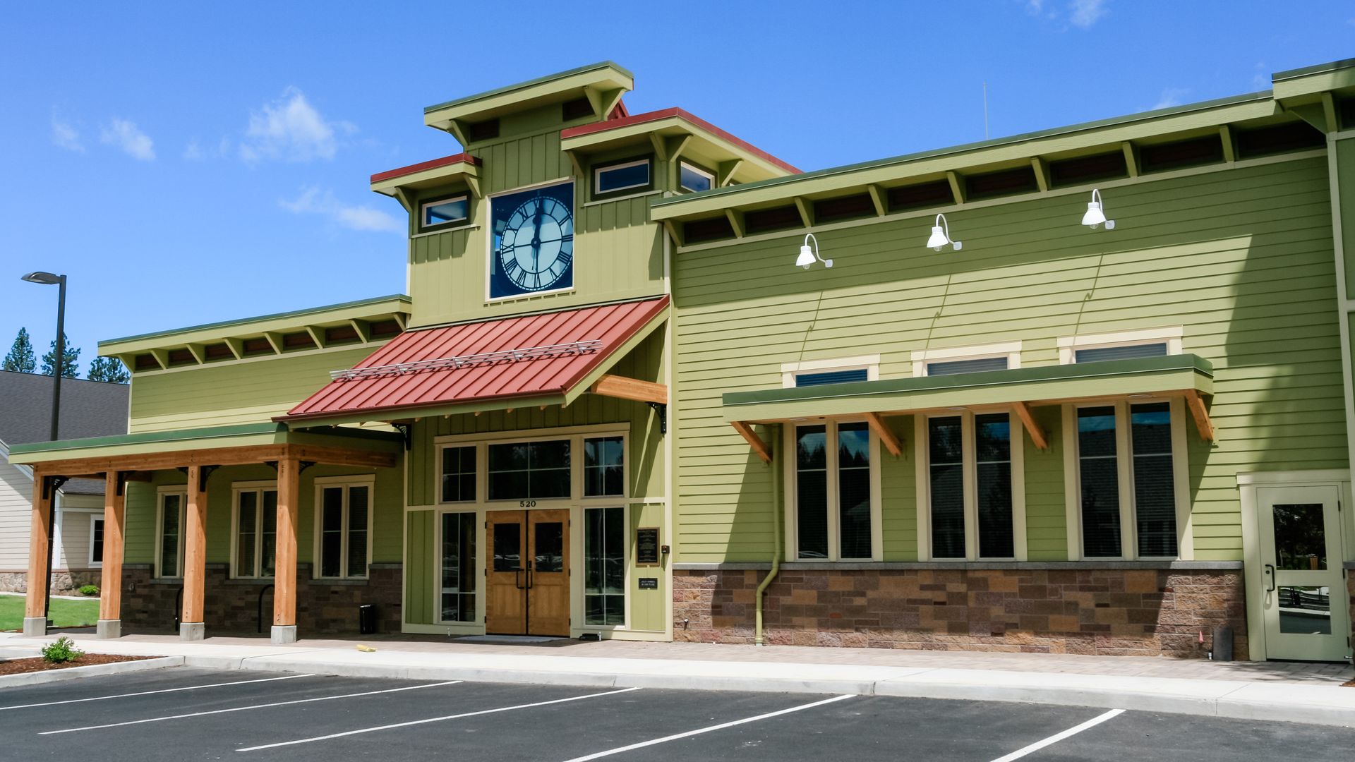 Sisters City Hall project completed by Steele Architects