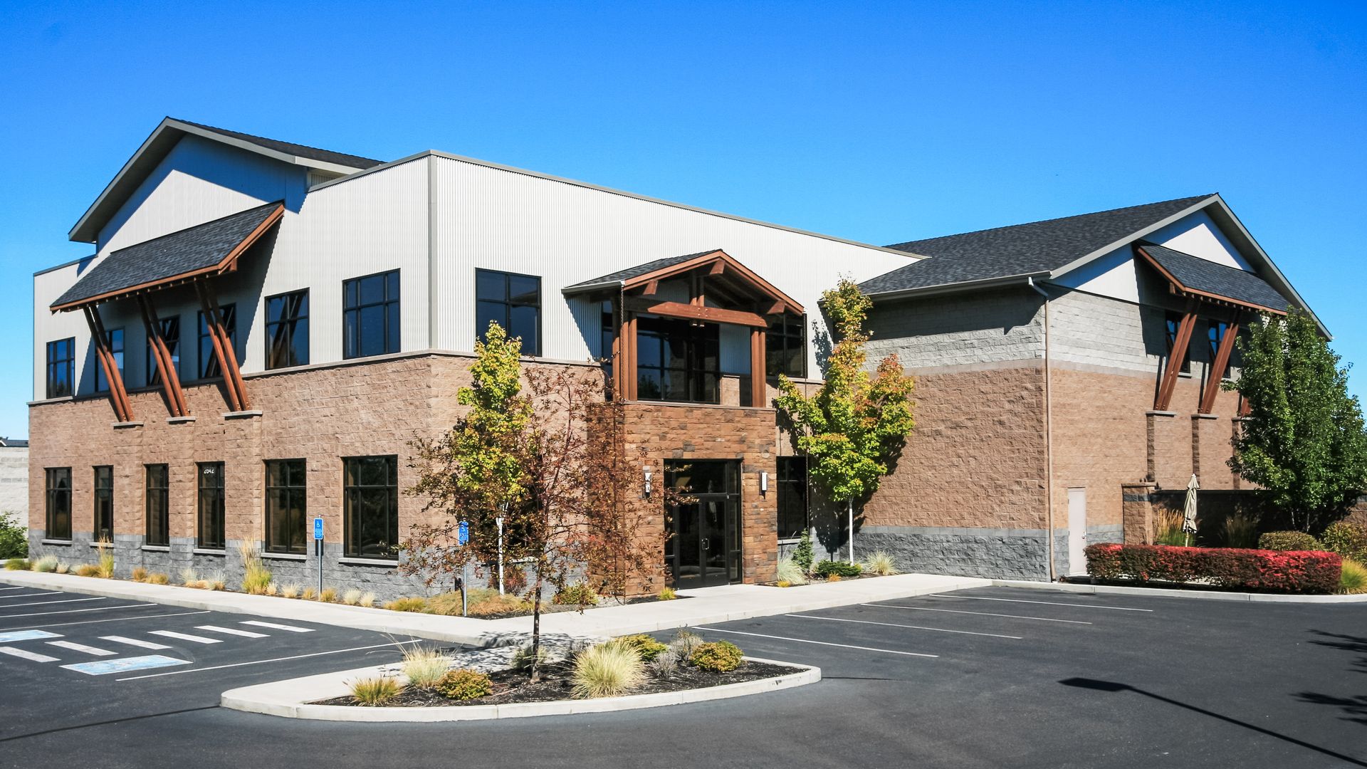 building designed by Steele and Associates