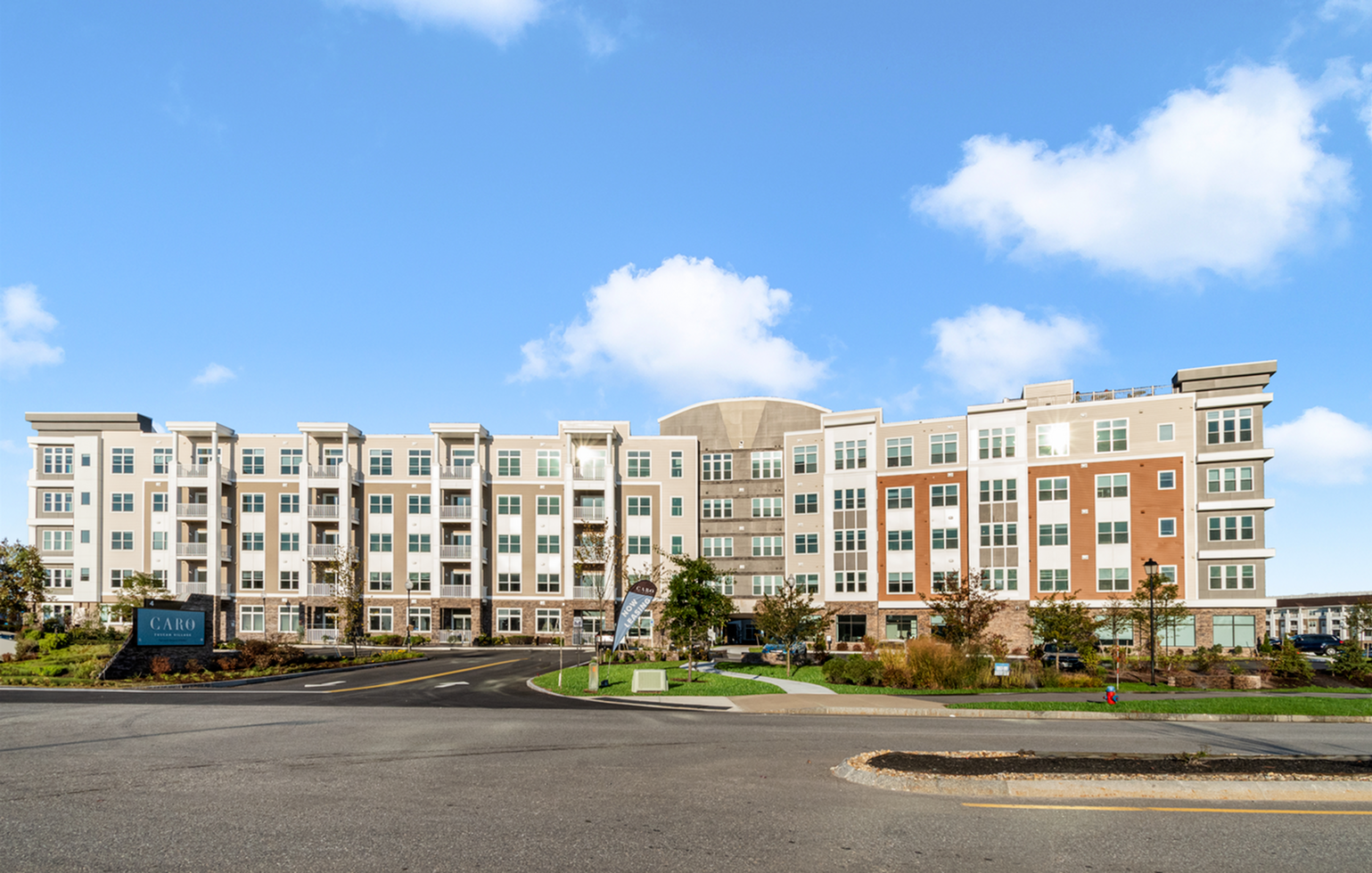 Apartment Community Exterior | Caro