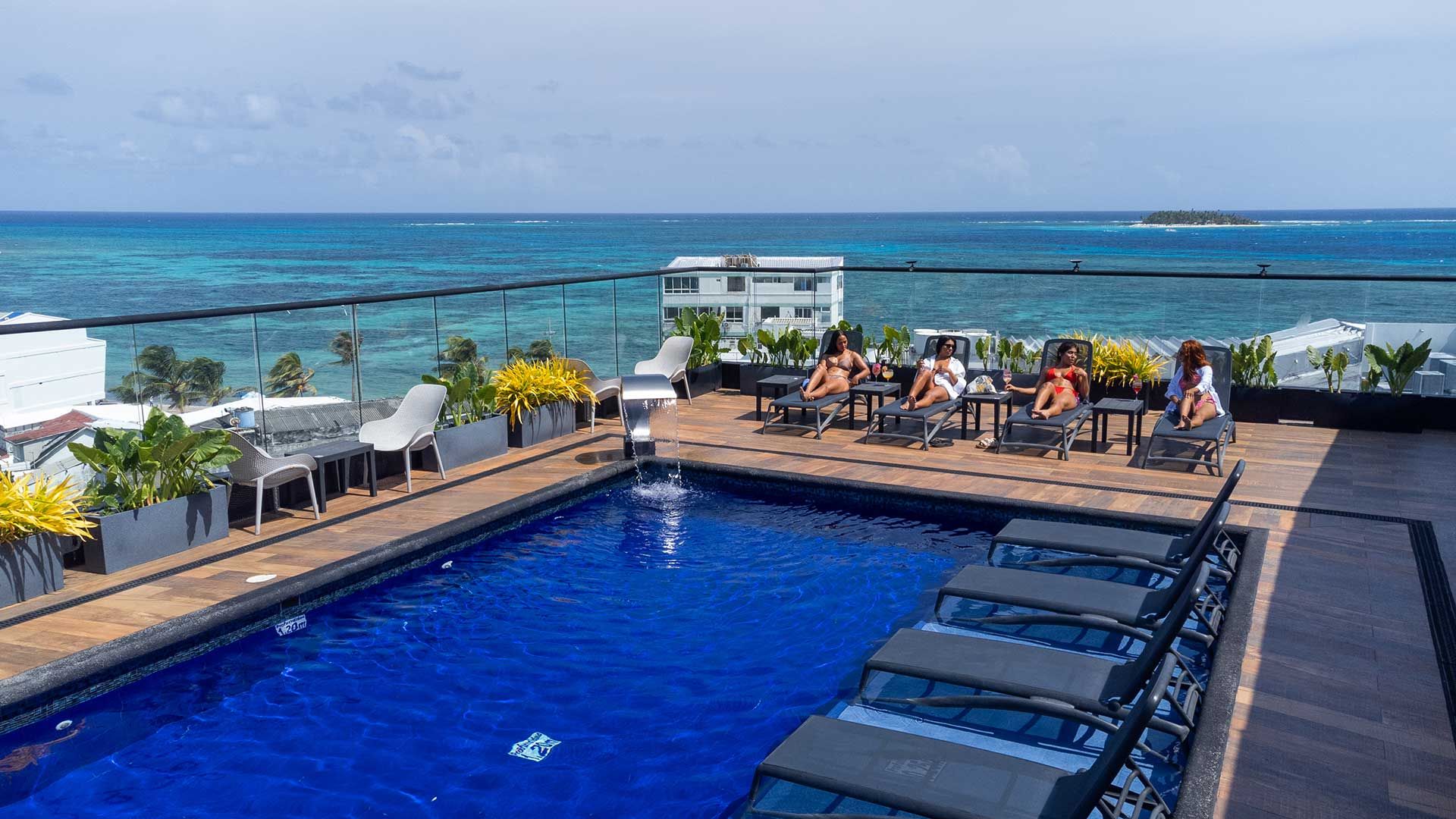 sea avenue hotel en san andres colombia