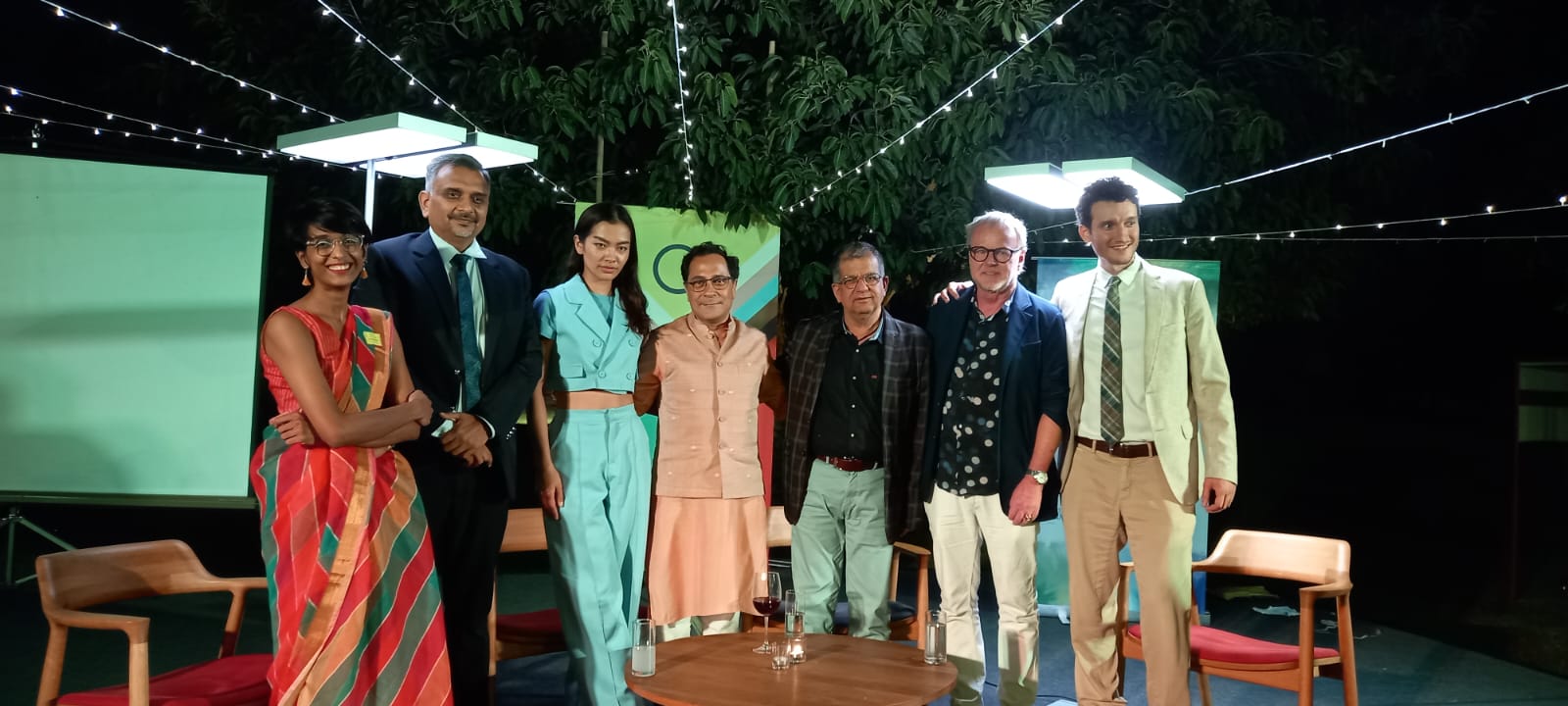 Garbade,Saurabh Kirpal,Tashi Chaden,Vivek Raj Anand,Raman Kun¡mar Singh,Simon Schäfer