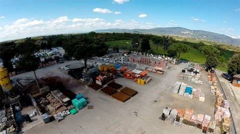 Esterno azienda