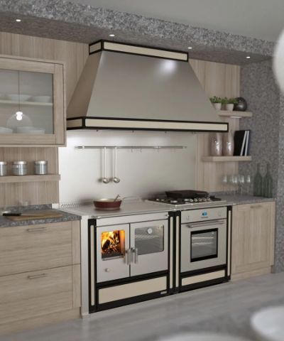 Cucina con cappa