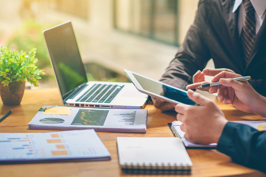 Accounting Consultant — Council Bluffs, IA — Dickinson & Clark