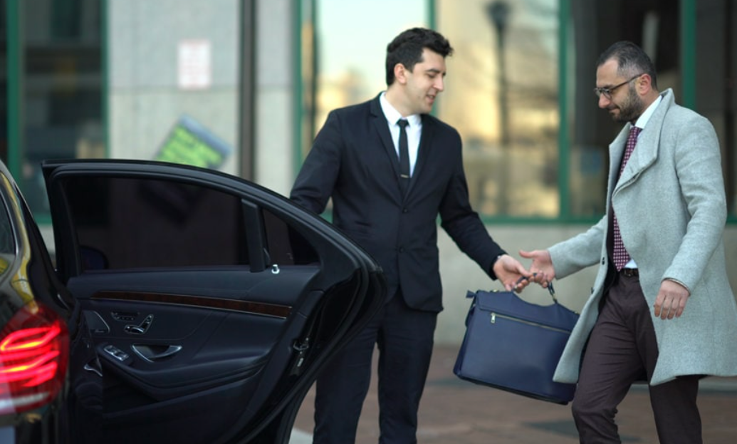 town car service for nyc airport transfers