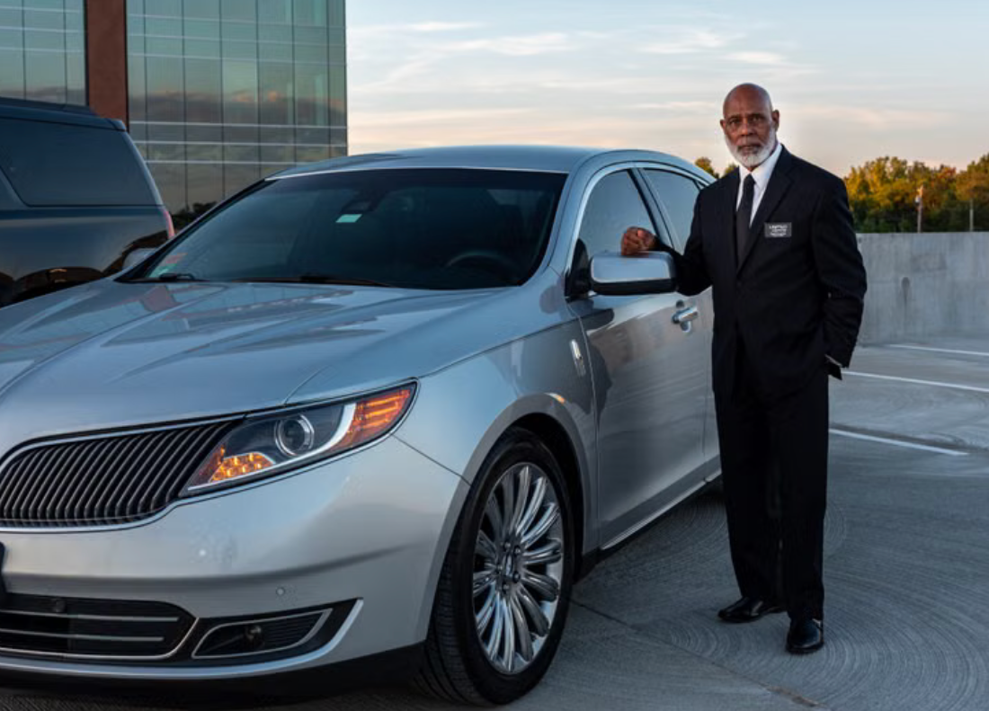 LaGuardia Car Service to Manhattan