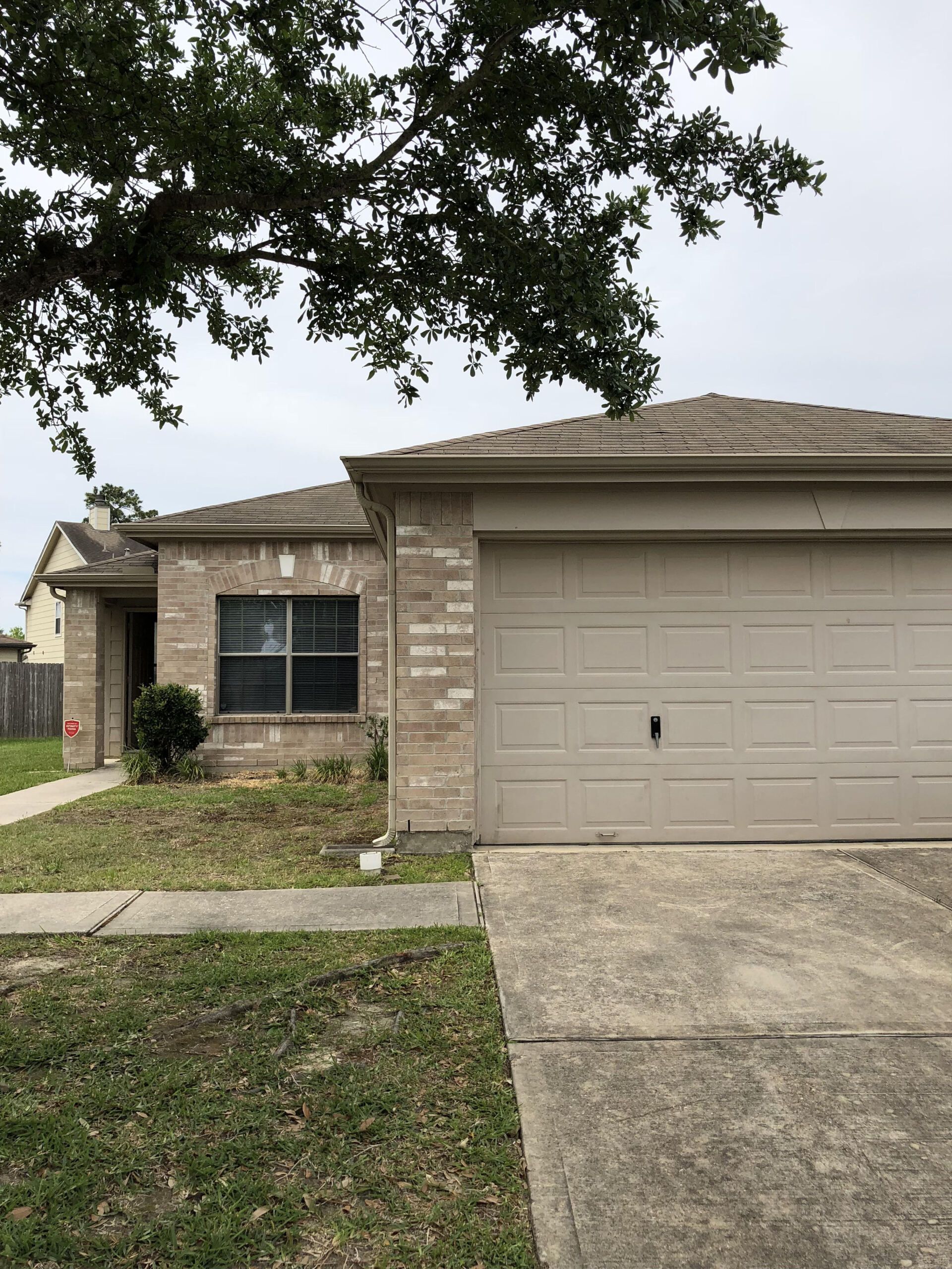 Home For Rent in Legends Run