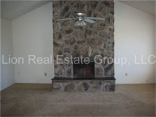 Home for rent in the Northcliffe Manor
