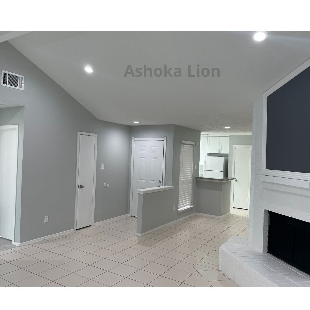 Renovated 2 bed/1bath duplex in Quail