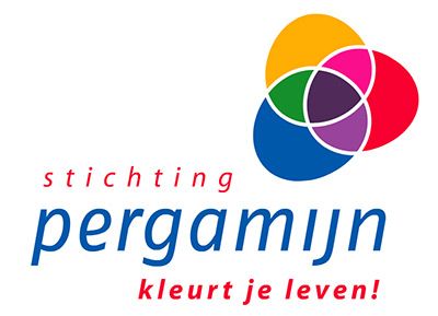 Logo for Stichting Pergamijn with colorful overlapping circles and the slogan “kleurt je leven!”