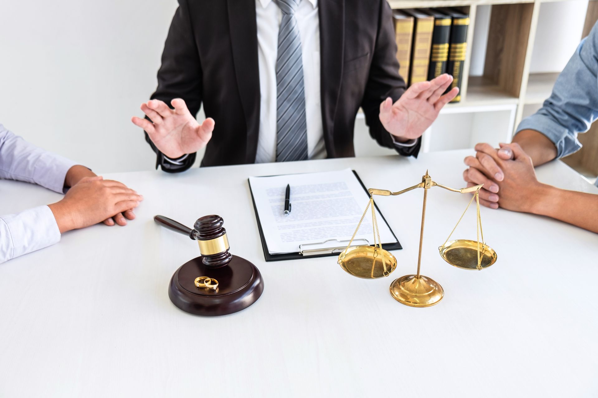 Spousal Support Attorney in session Spousal Support Attorney in session