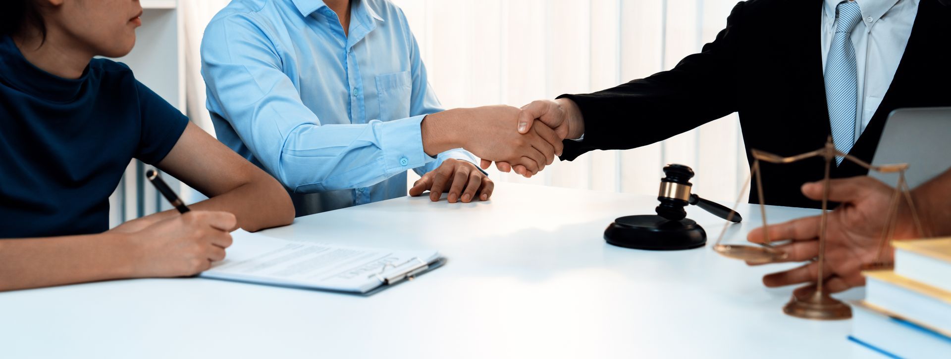 Spousal support attorney meeting with a client to discuss maintenance options Spousal support attorney meeting with a client to discuss maintenance options