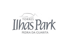 Logo em cinza do Torres Ilhas Park Pedra da Guarita com silhueta de rocha no topo