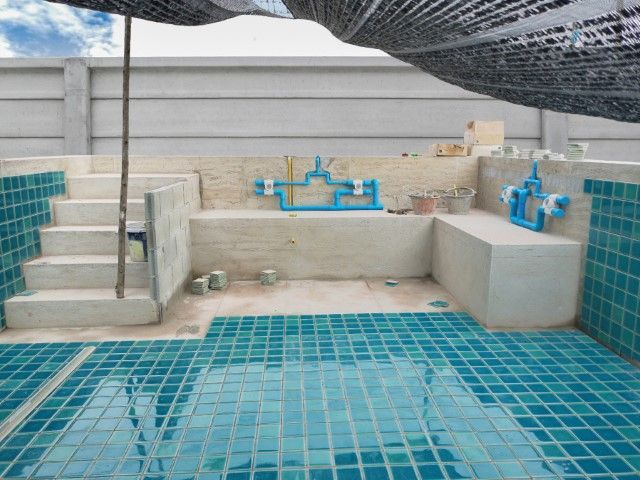An image of swimming-pool-installation in San Carlos, CA