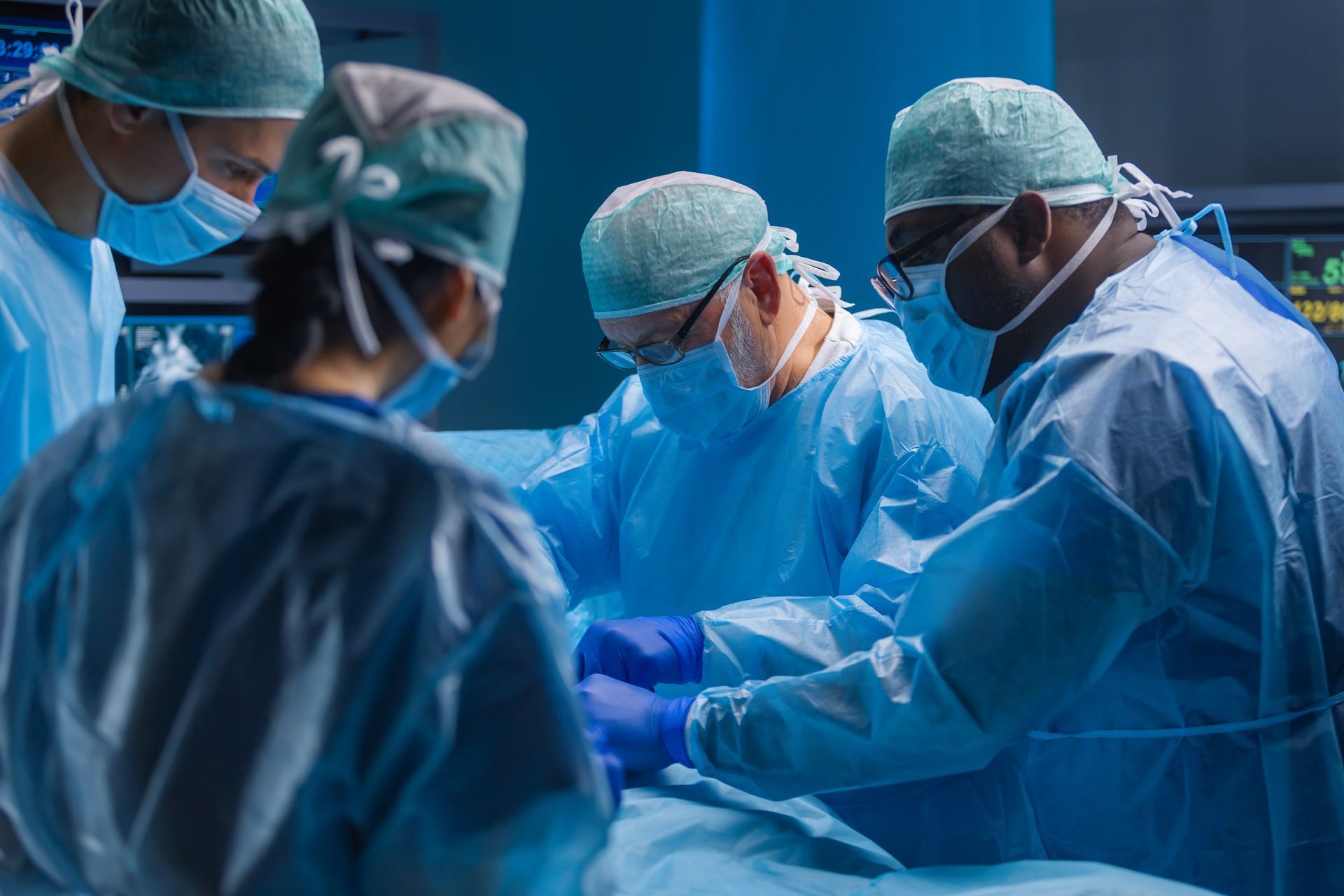 Qual a melhor cirurgia para aliviar dor lombar crônica em Nova Friburgo