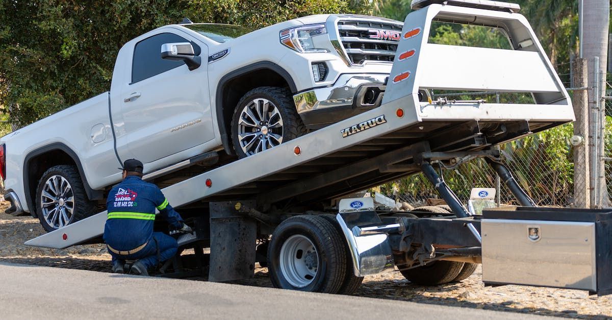 after hours towing Peoria Il