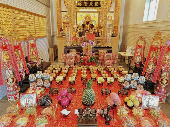 供奉祭品｜玉門關隆昭府