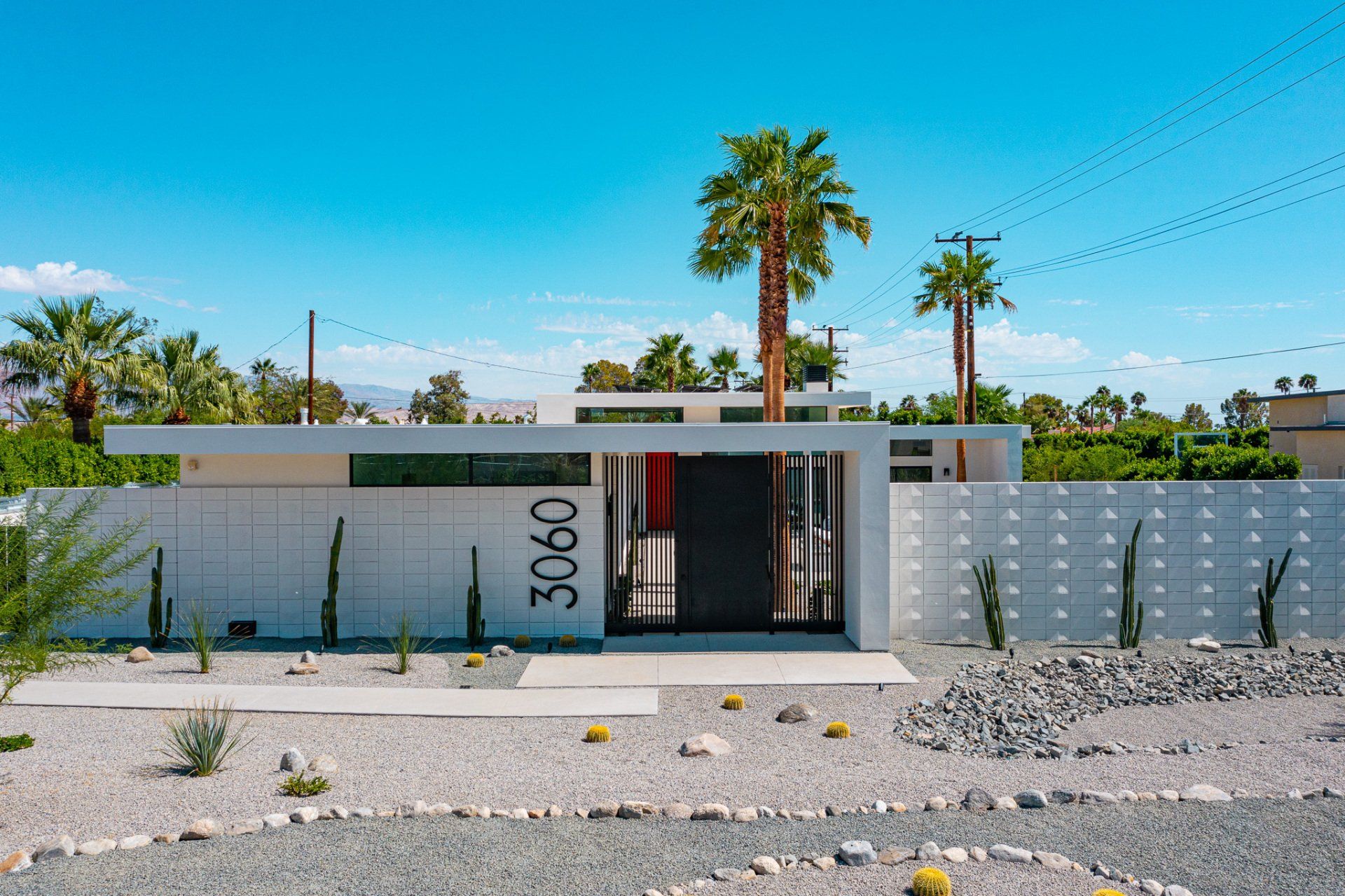 a house in Palm Springs CA designed by Cioffi Architects