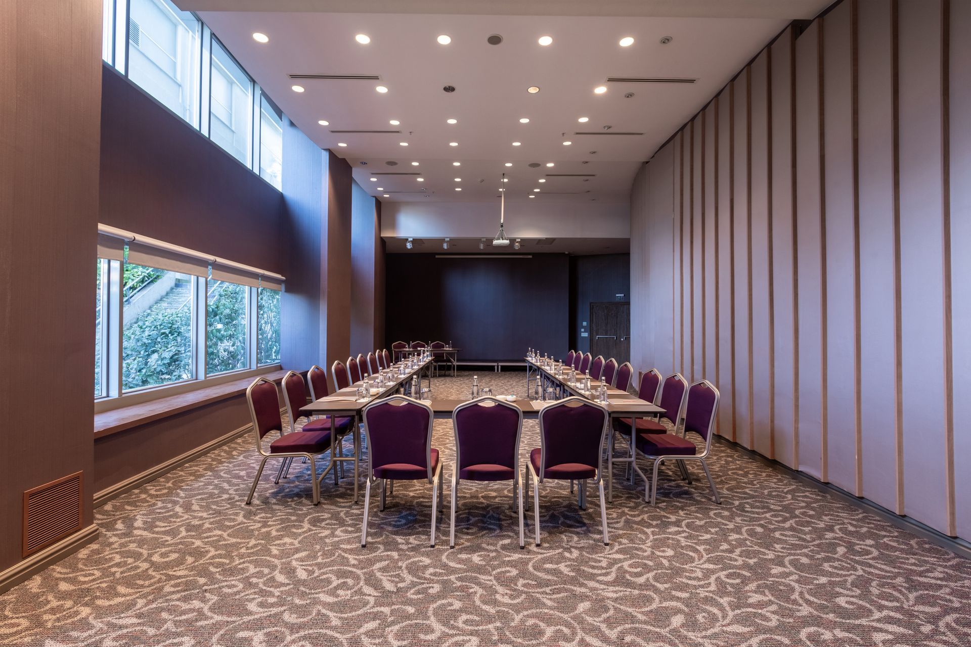  Opera Hotel Bosphorus, комната для переговоров