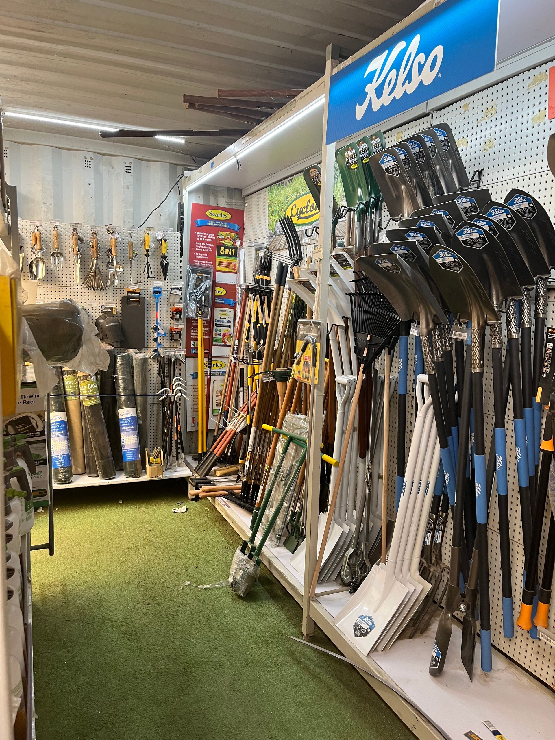 Hardware, Landscaping & Equipment Hire Esk, QLD Brisbane Valley Hire