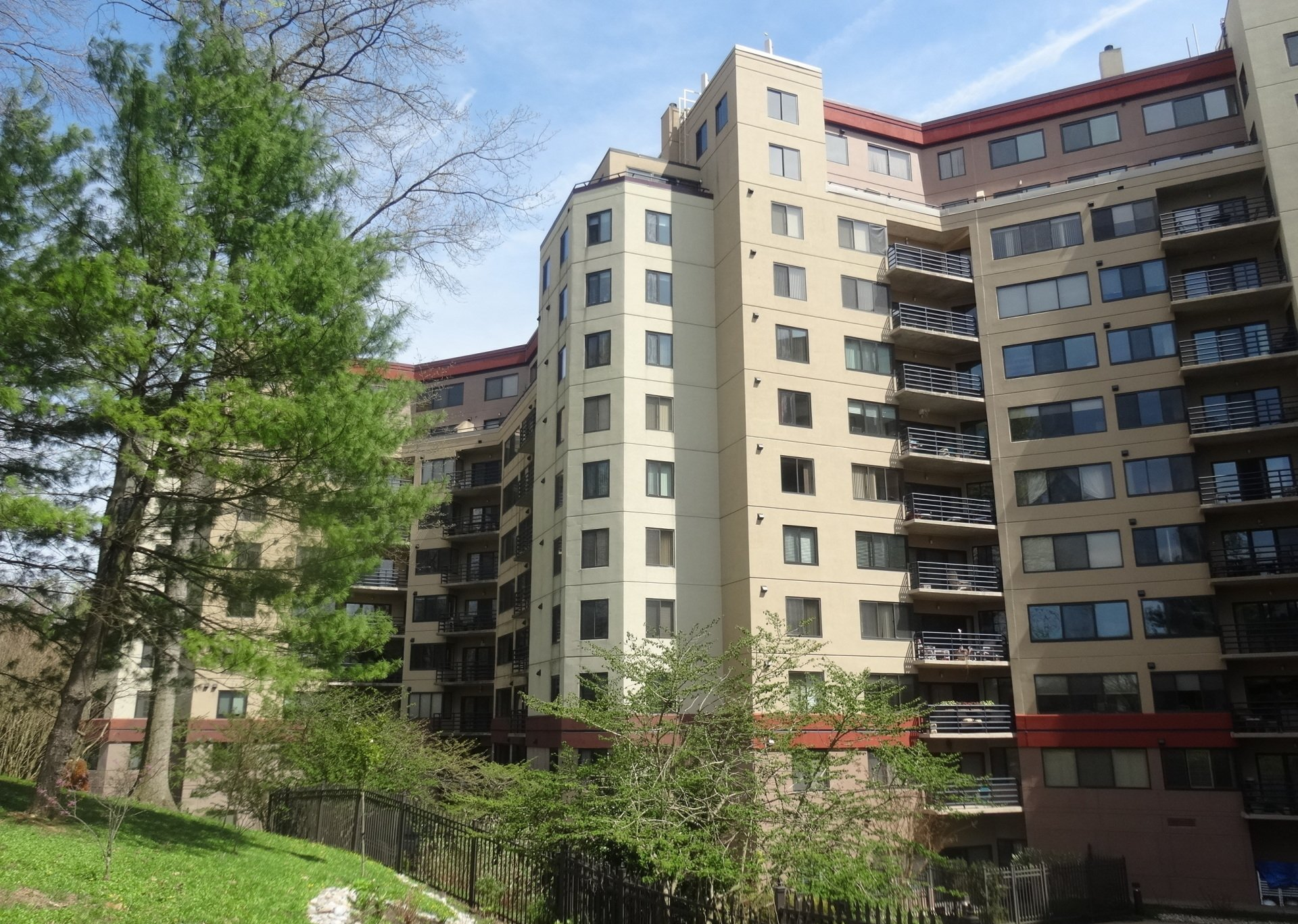 Watermark Place Condo building