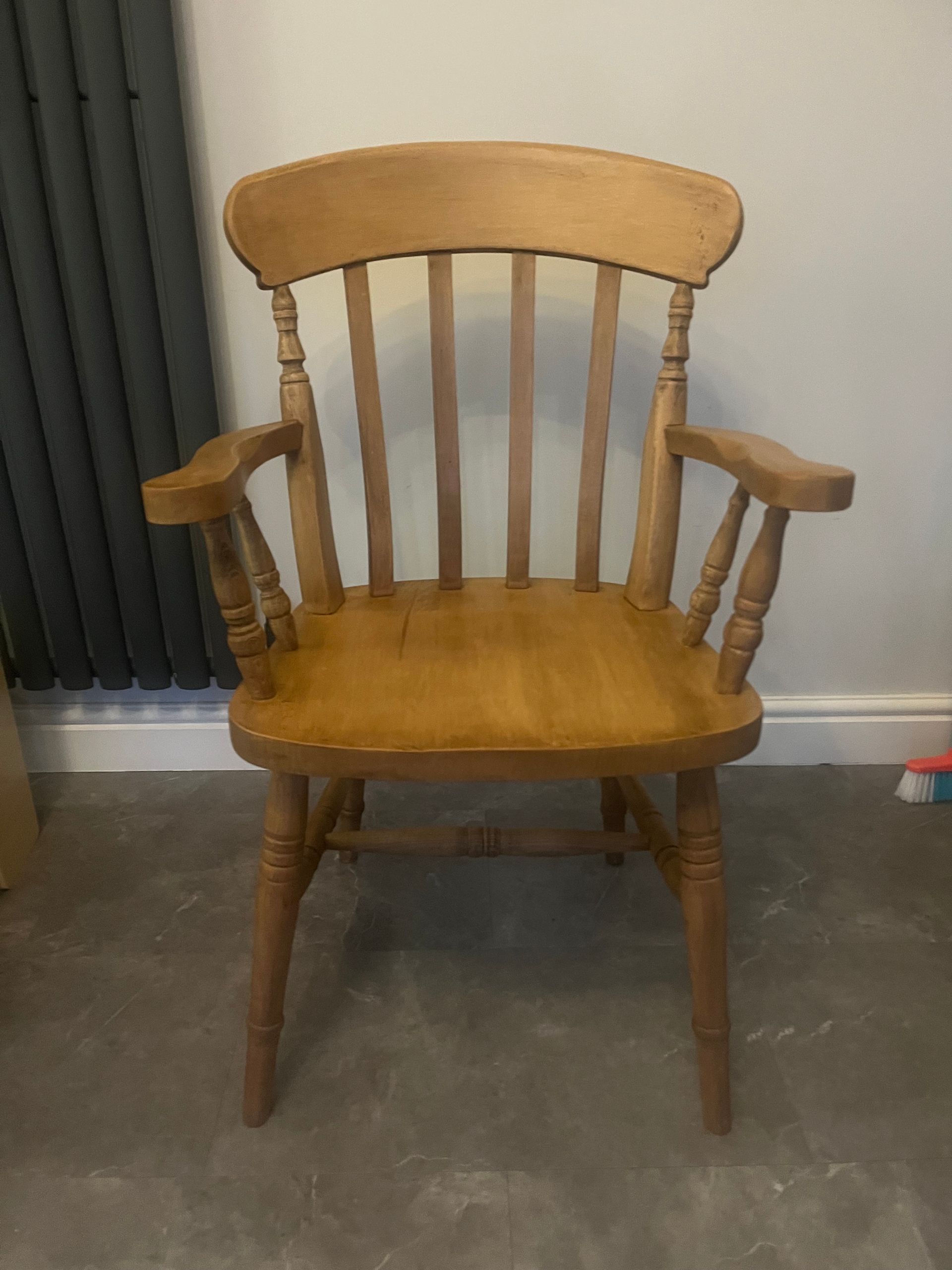 Oak finished slat back farmhouse carver dining chair