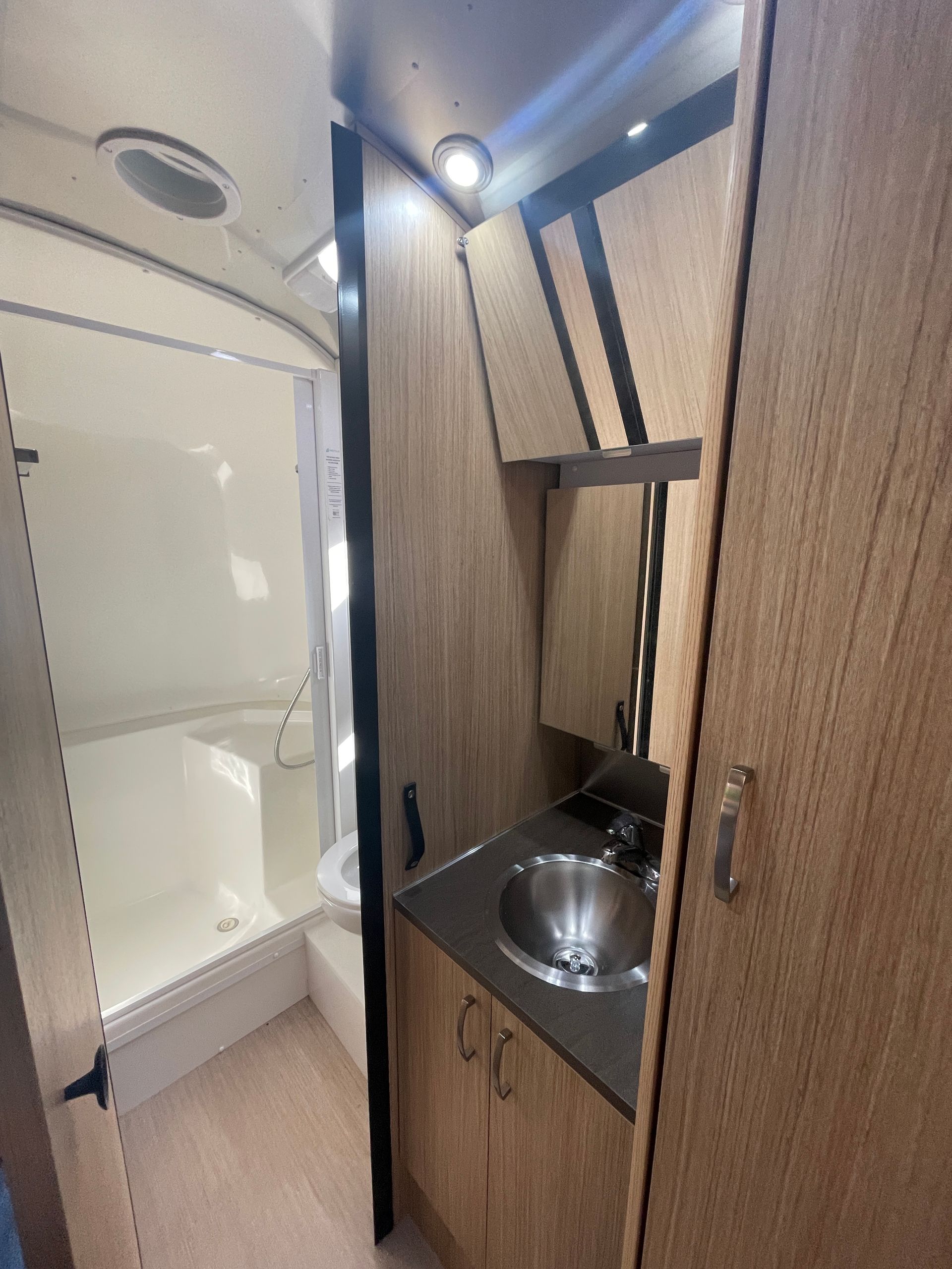A bathroom with a sink and a bathtub