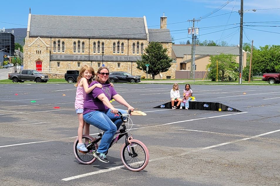 John M. Oakey Funeral Home & Crematory Salem, VA