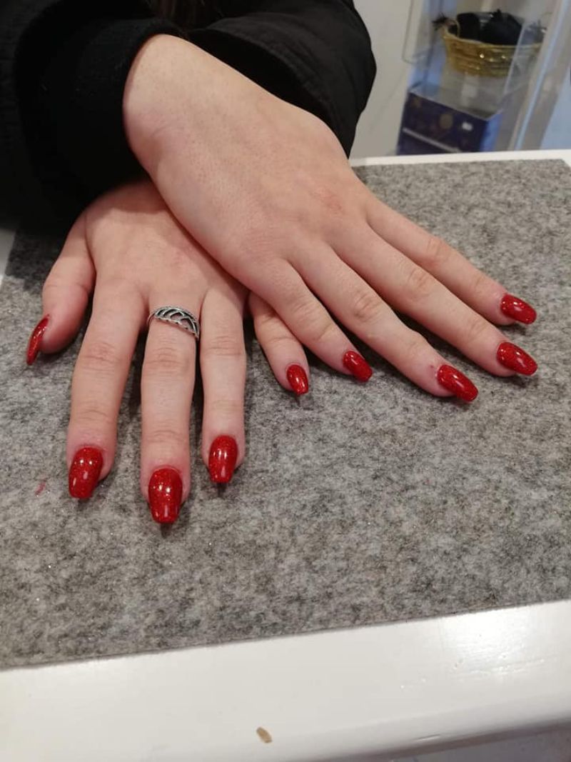 Unghie rosse