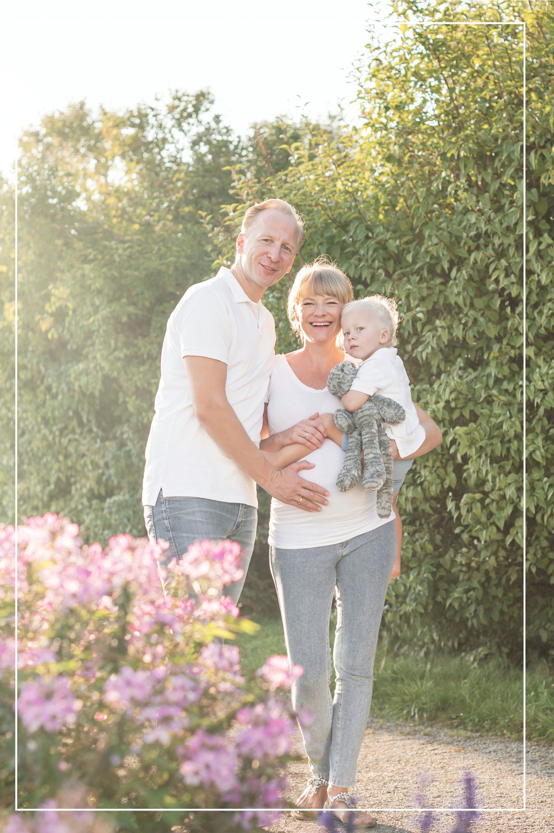 schwangerschaftsshooting-babybauchshooting-schwangerschaftsfotograf-schwangerschaftsfotoshooting-muenchen