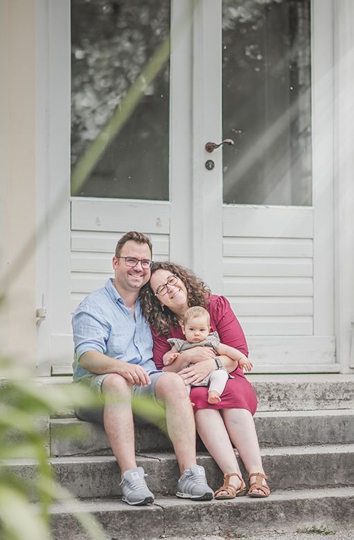 Authentische Familienfotos München im Freien
