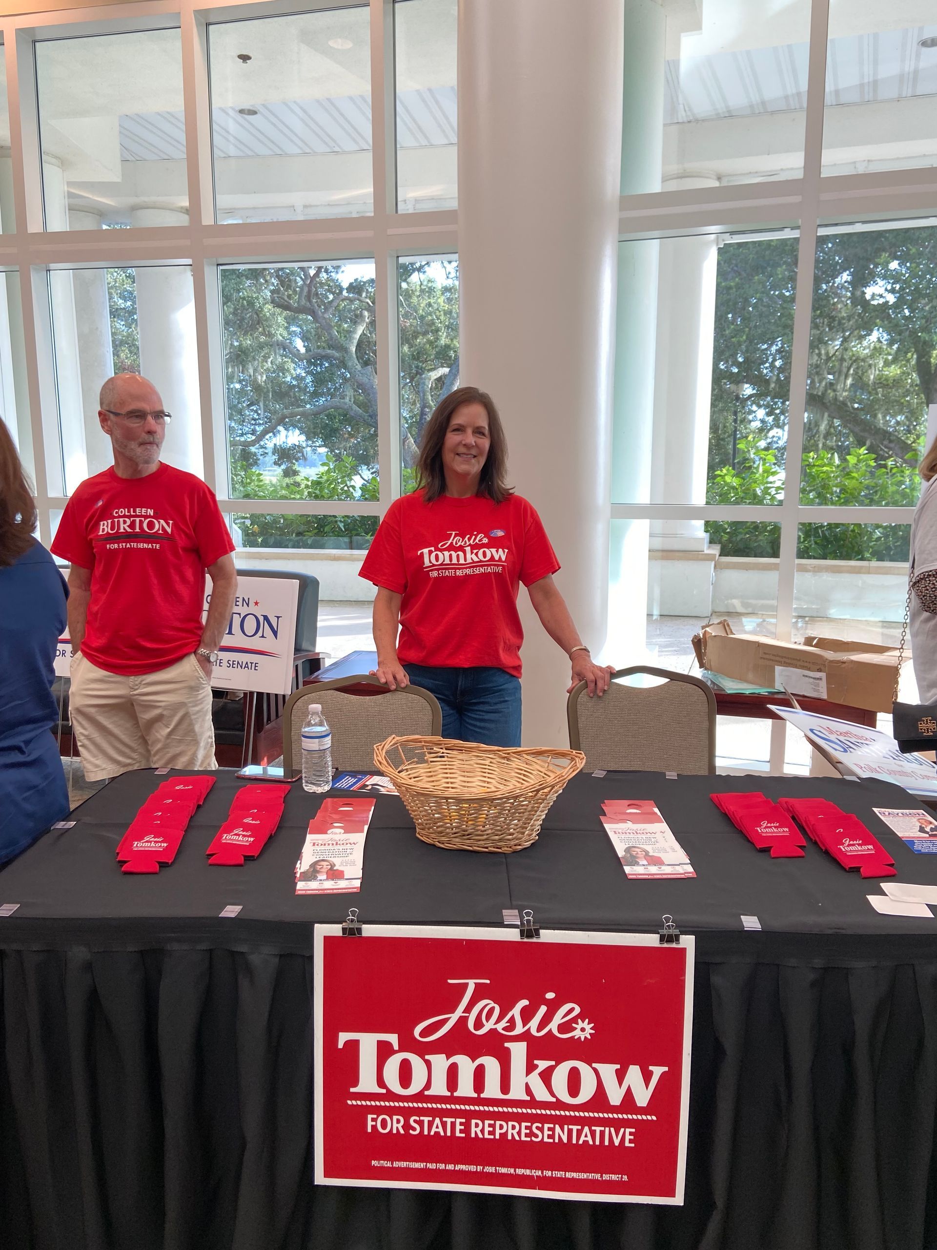 A table with a sign that says josie tomkow