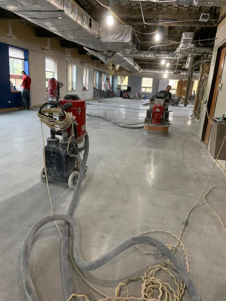 Machine Cleaning Concrete Floor – Oak Lawn, IL – Dana Decorative Concrete Inc