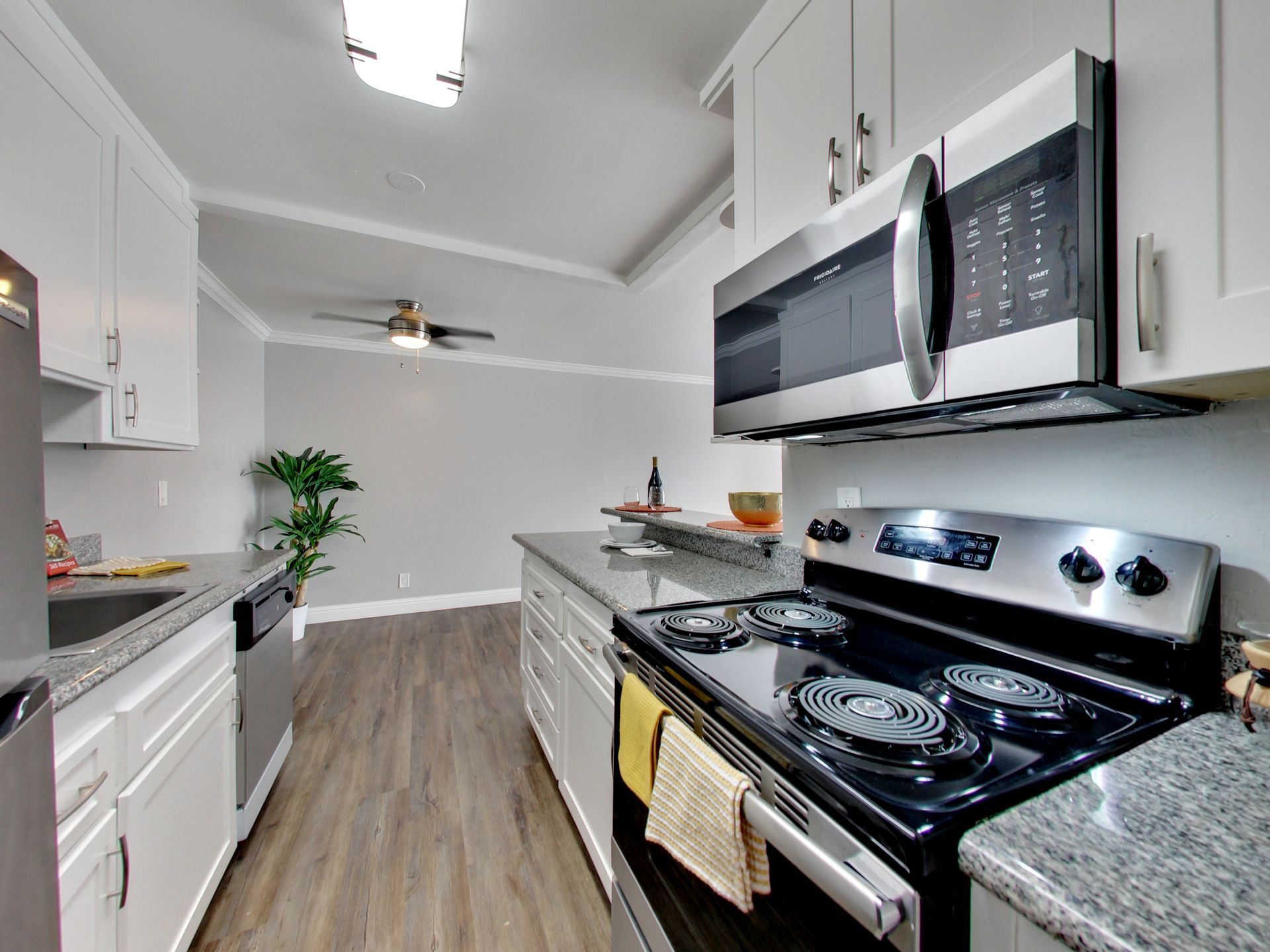MODERN KITCHENS