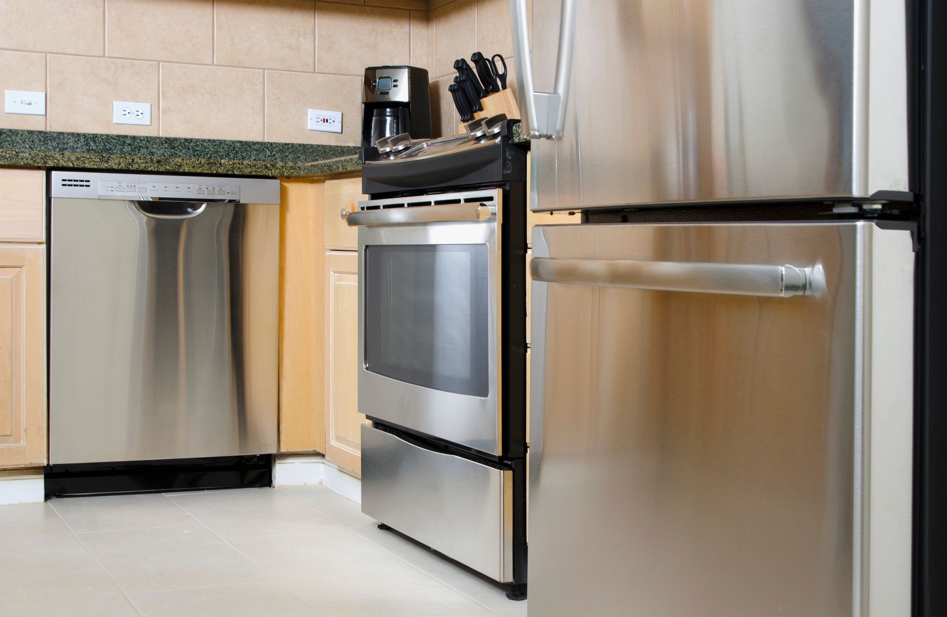STAINLESS STEEL APPLIANCES