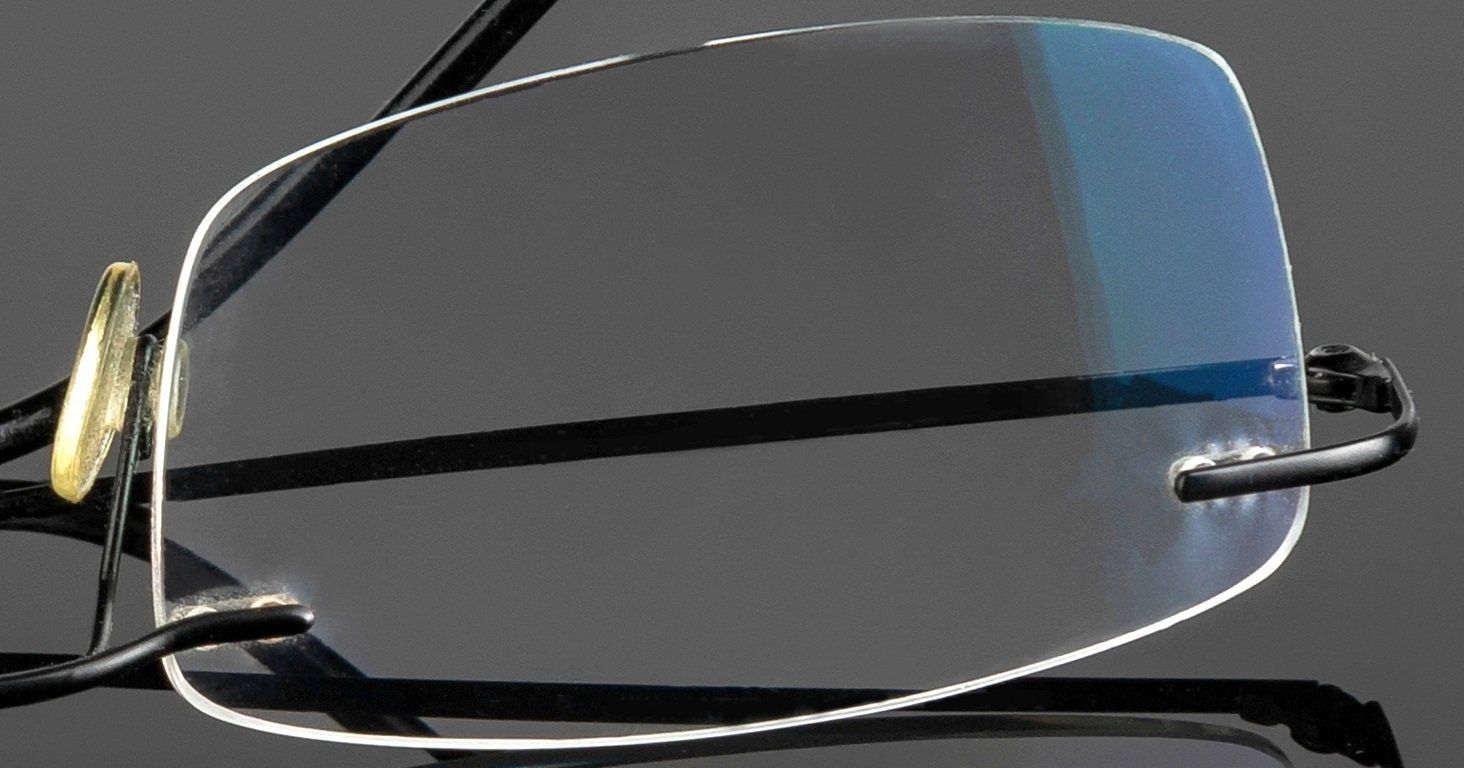 Rimless