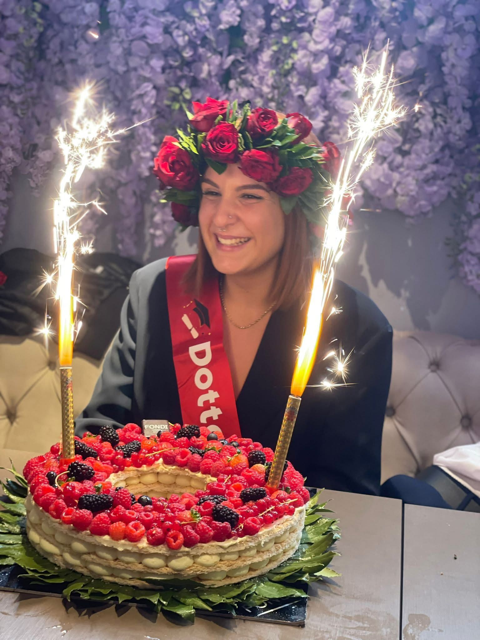 festa laurea con torta FONDI