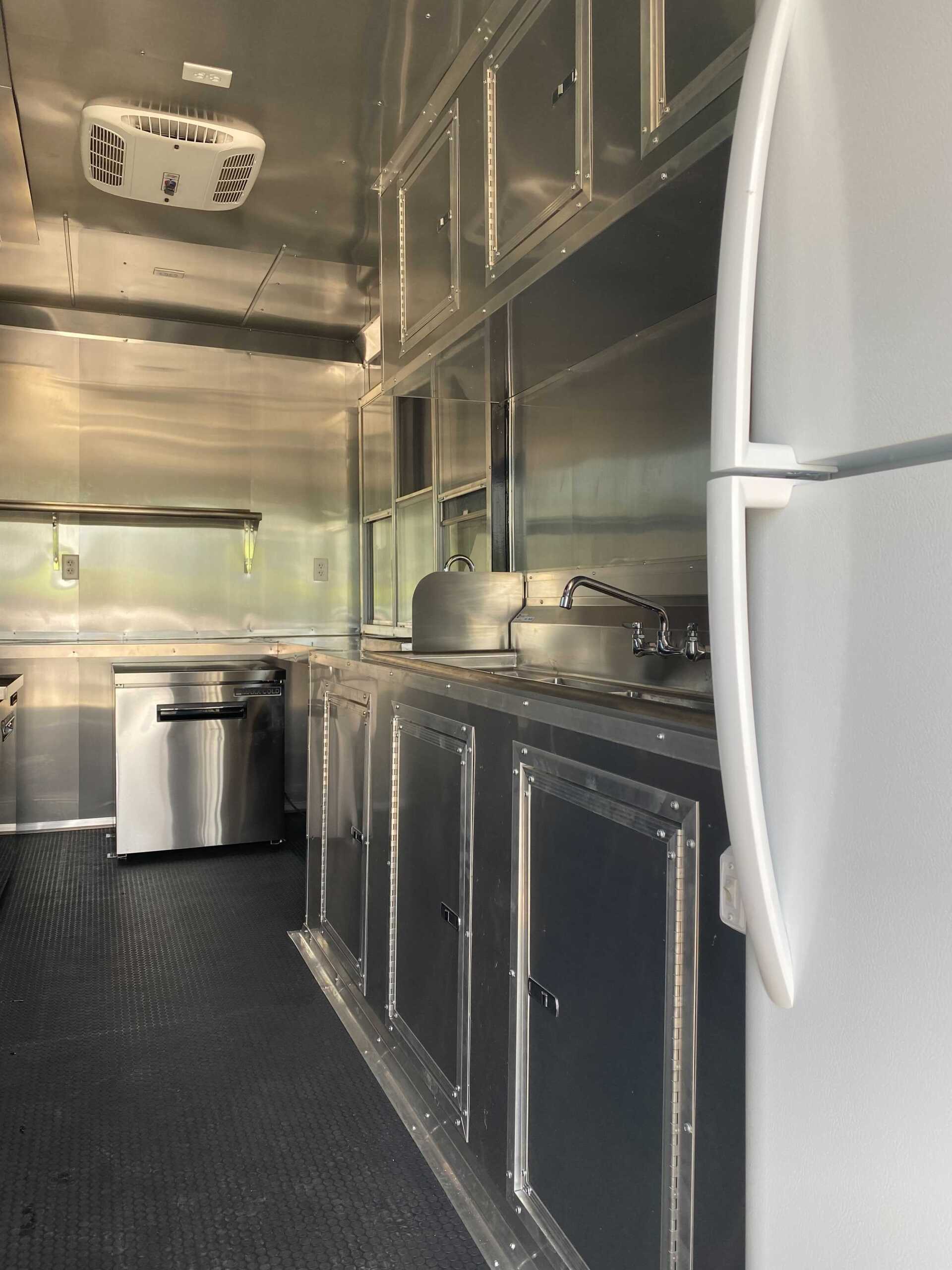 Smokin Joes Trailers Leading Custom Trailer Manufacturer Texas