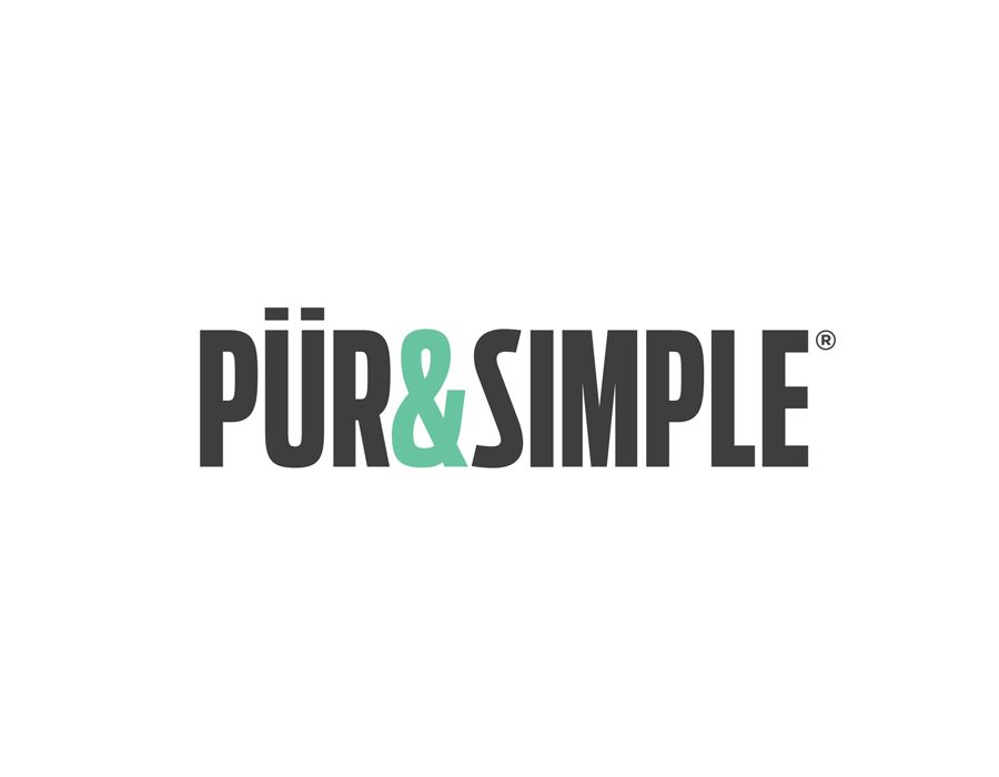 Logo for Pür & Simple, a restaurant. The text is in black and light green, with a registered trademark symbol.