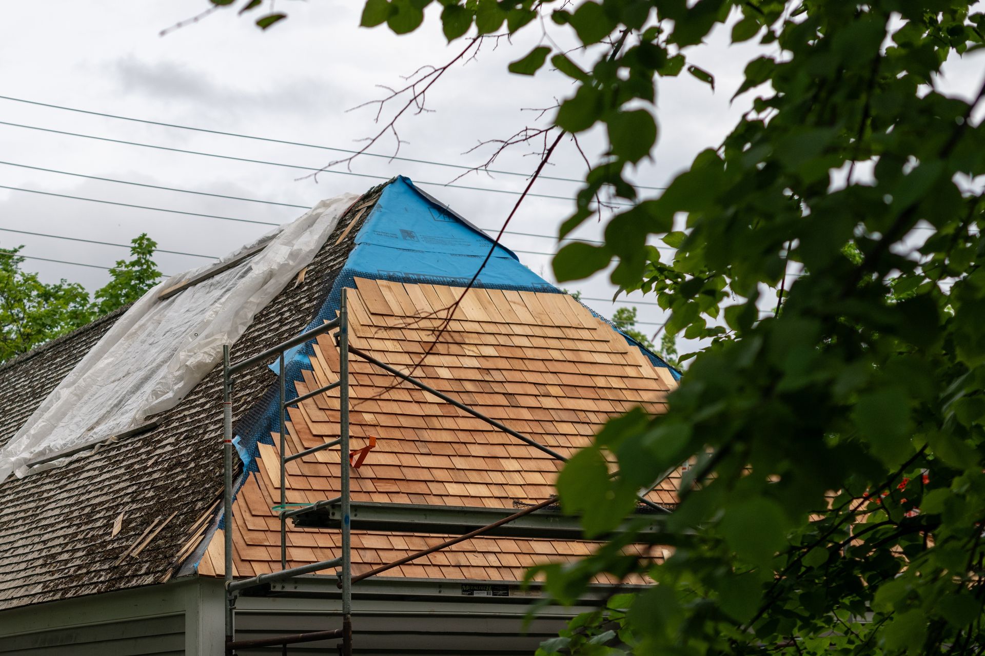 Exterior roofing evaluation for cedar shake repair