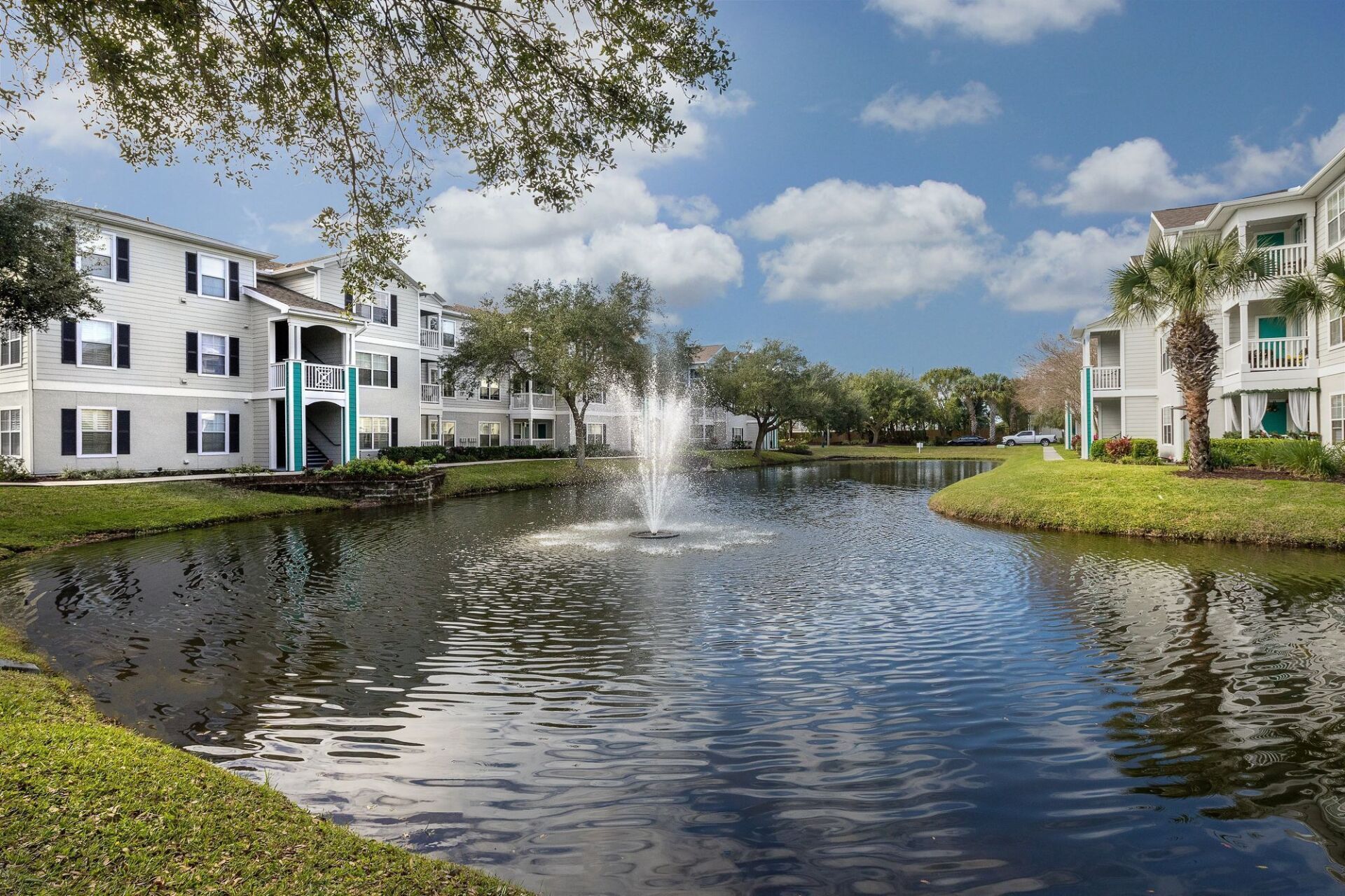 American Landmark Apartments Selects "2022 Artist in Residence" for Tampa Community