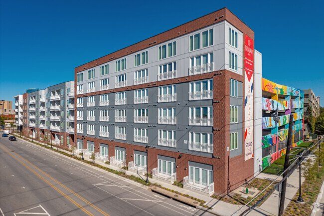American Landmark Apartments Acquires Communities in Florida and Texas