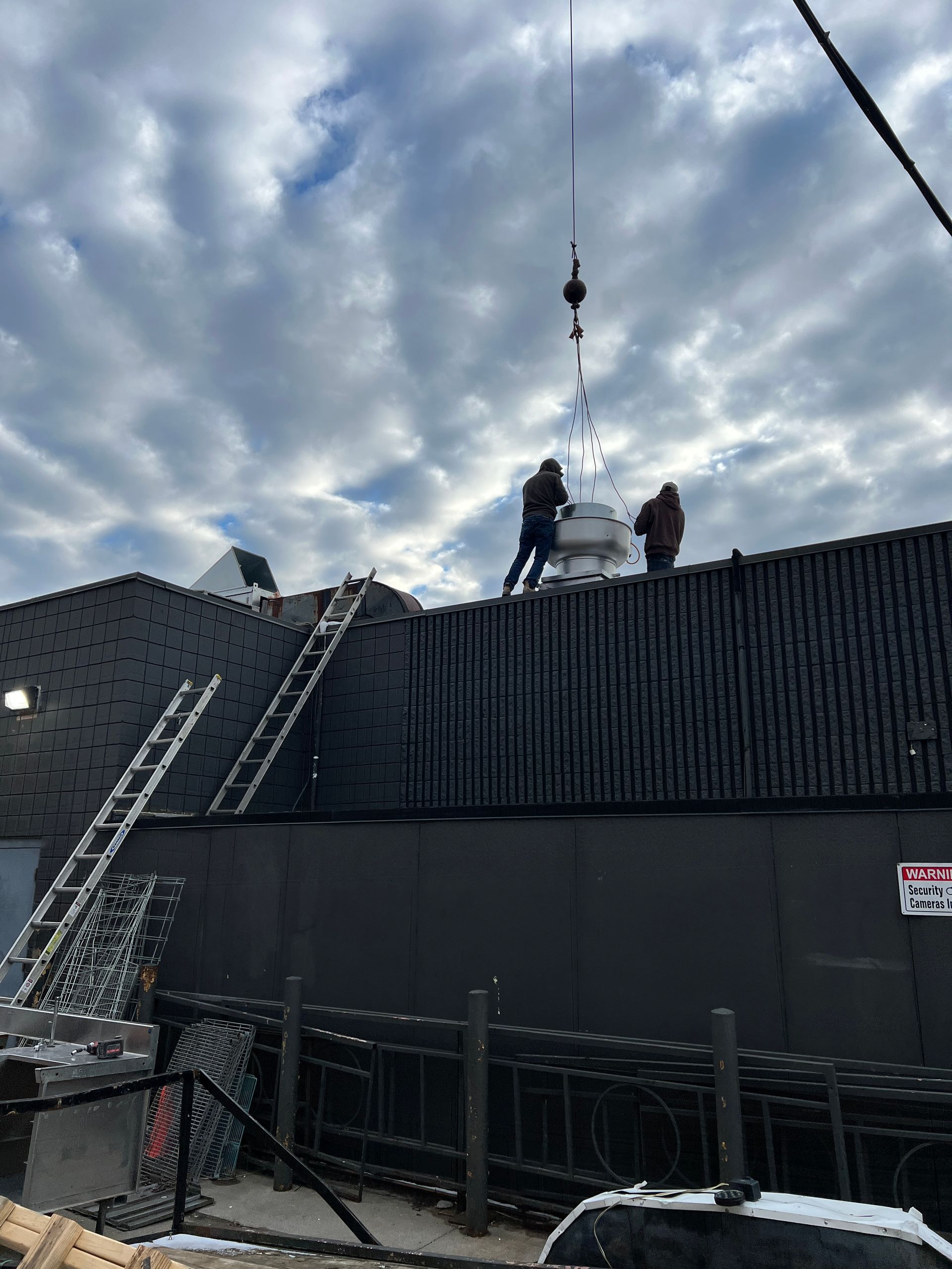 Code-compliant commercial kitchen ventilation project in Royal Oak